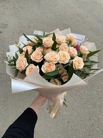 Букет Кремовые розы Латте в Волчихе